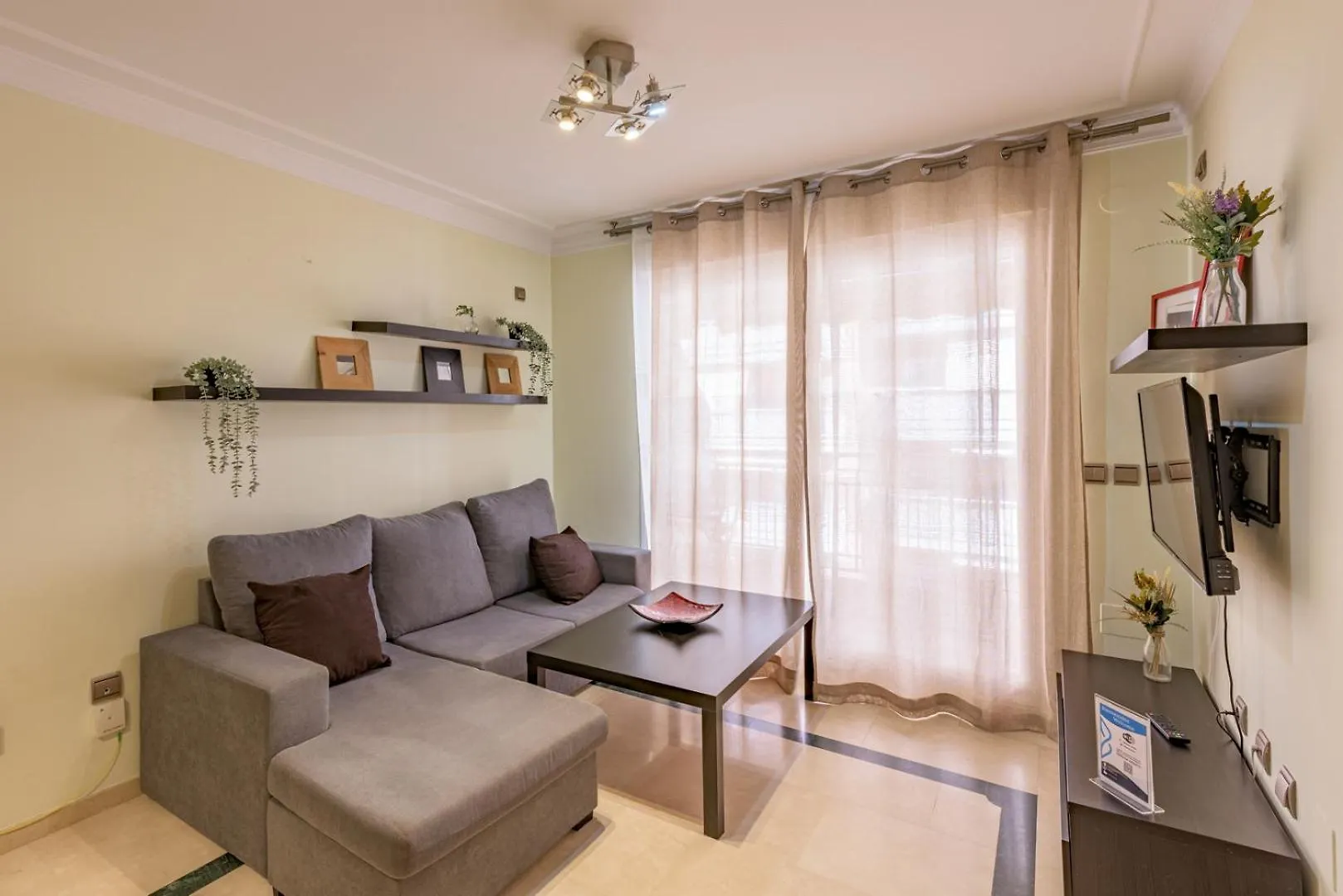 Apartamento Centrico Sibarys- 2 Dormitorios Nerja Spain